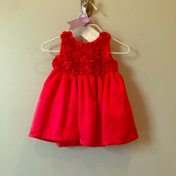 Sweet little red dress - Picture 1 of 2